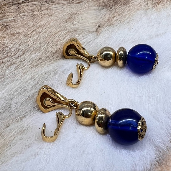 Ornate Gold Tone Dangle Earrings, Cobalt Blue Lucite/ Glass Bead Vintage Clip On - Picture 6 of 7
